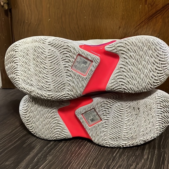 Jordan'Why Not?'Zer0.3 SE - Picture 3 of 7